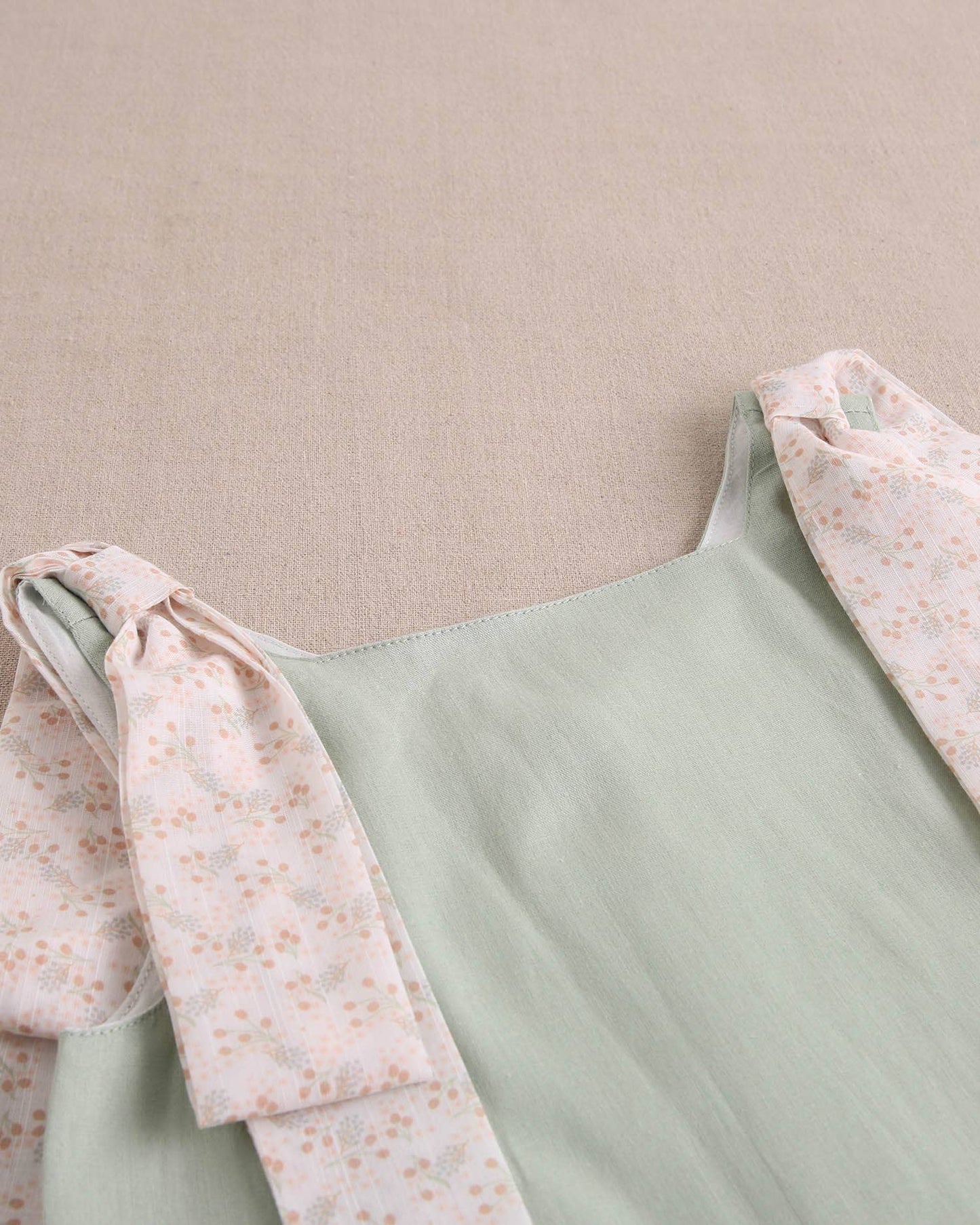 Green Dress With Contrasting Shoulder Straps