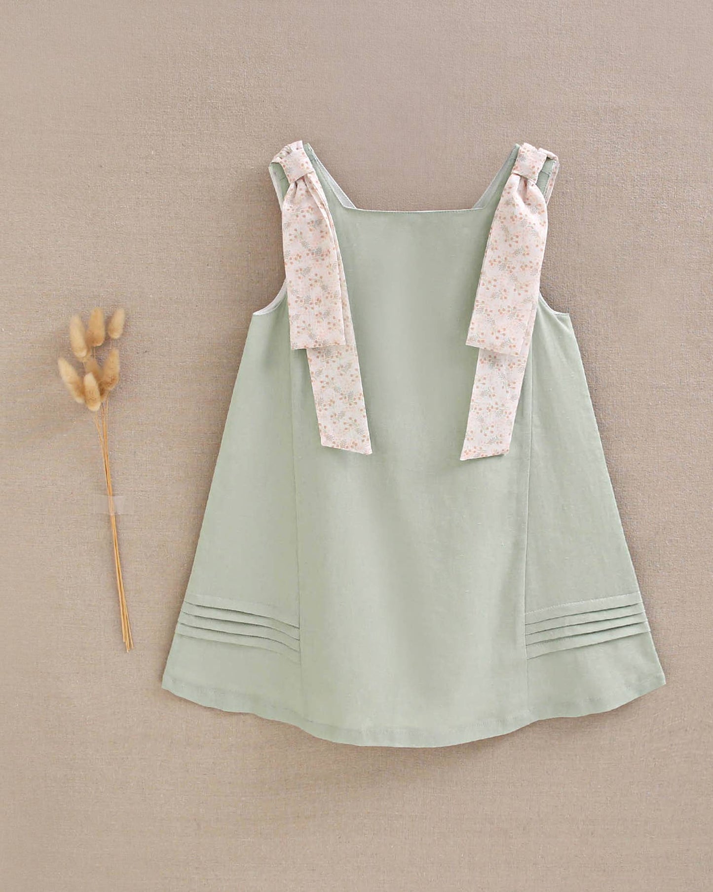Green Dress With Contrasting Shoulder Straps